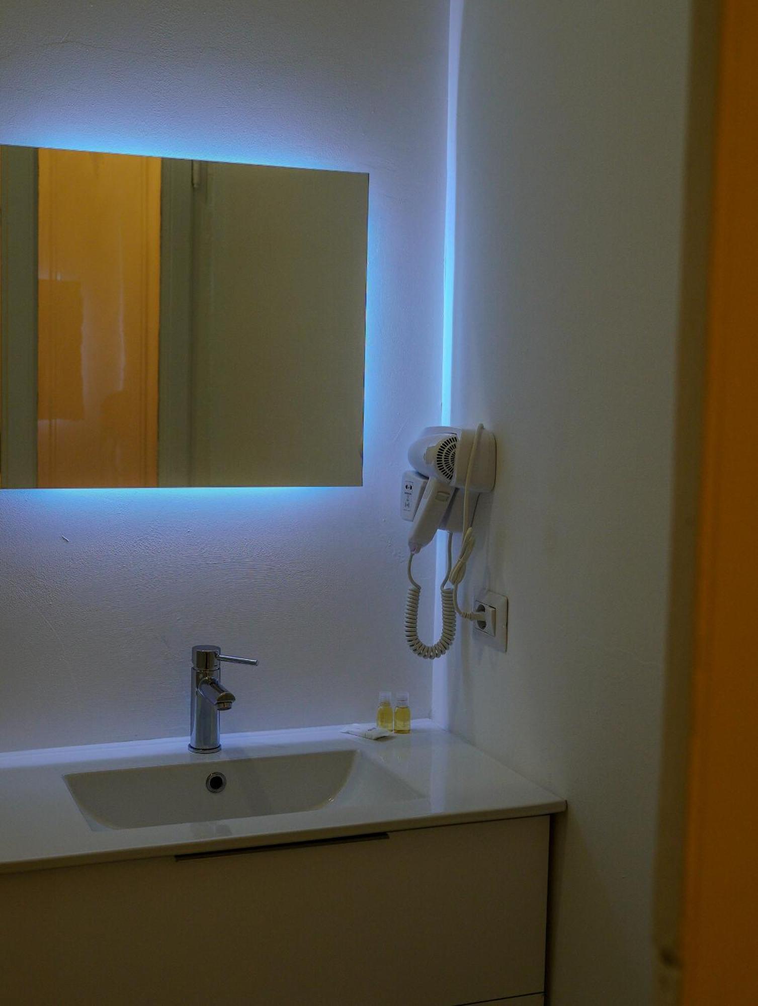 Feel - Mille Suites Bergamo Esterno foto